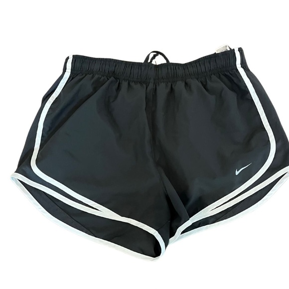Nike Dri-Fit Women's Shorts (Set of 3) - Large - Picture 3 of 3